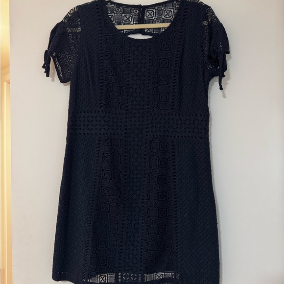 Abercrombie & Fit Navy Blue Crochet Lace Short Sleeve Dress, large - Picture 2 of 7